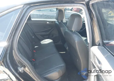 2019 Volkswagen Jetta 1.4T R-Line/1.4T S/1.4T Se из США, поврежденный, VIN 3VWCB7BU1KM138627